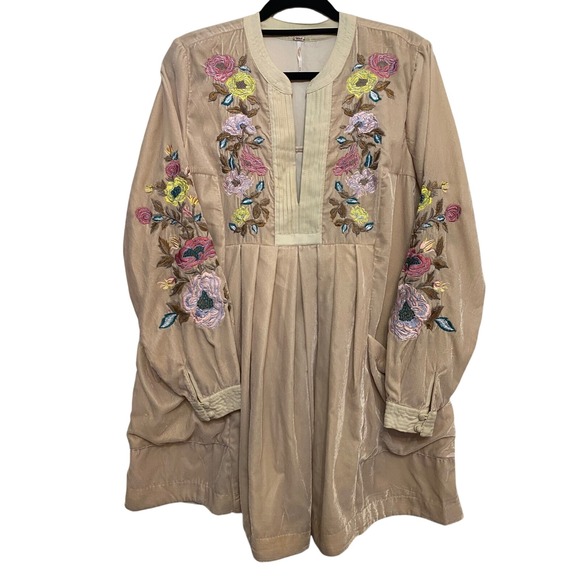 Free People Dresses & Skirts - Free People Mia Velvet Embroidered Mini Dress Size M Floral Fall Winter Festival